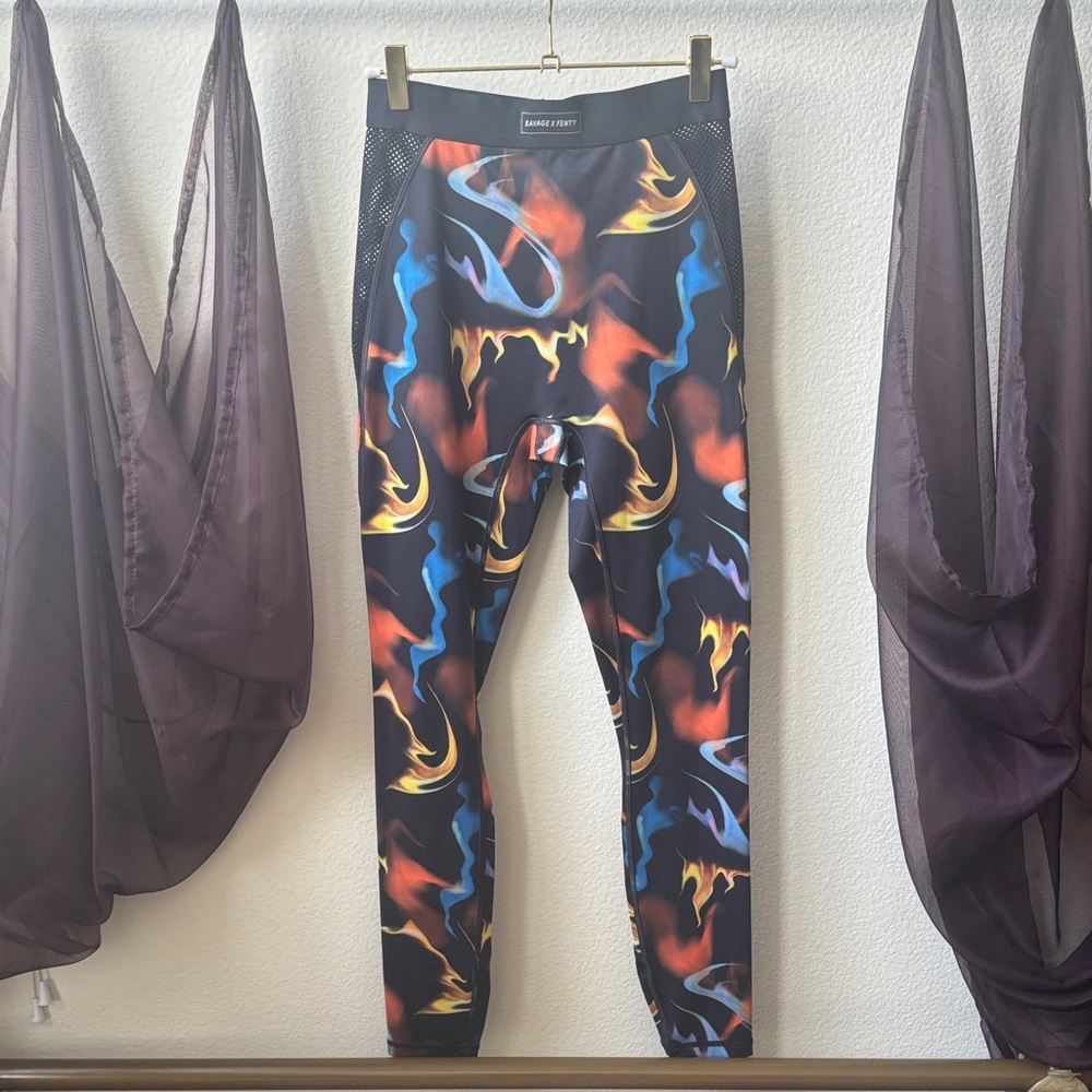 Savage X Fenty Vibrant Flame Leggings